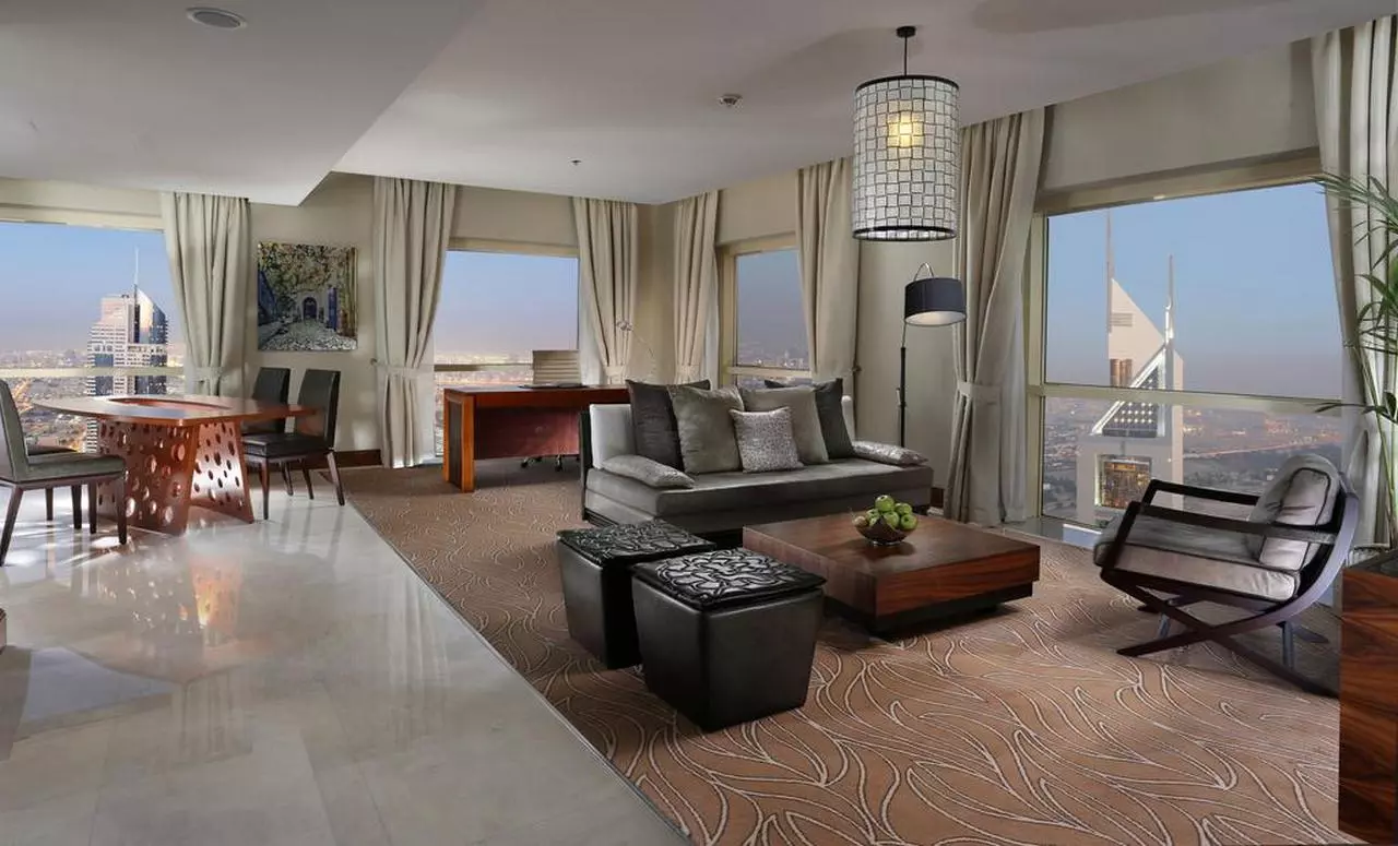 MILLENIULPLAZA_SHABAVIZ (2).jpg